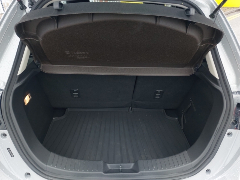 Mazda 2 Select Silver #16