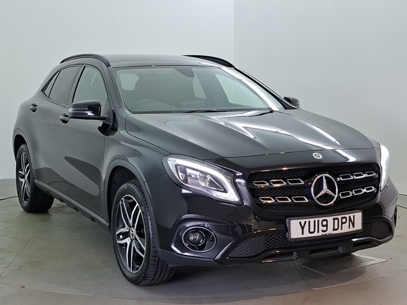 Mercedes-Benz GLA Class Gla 180 Urban Edition Black