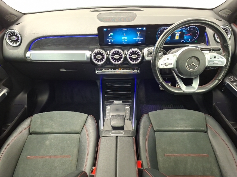 Mercedes-Benz GLB Class Glb 200 Amg Line Premium Plus 7G-tronic White #3