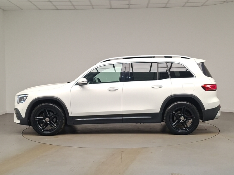 Mercedes-Benz GLB Class Glb 200 Amg Line Premium Plus 7G-tronic White #4