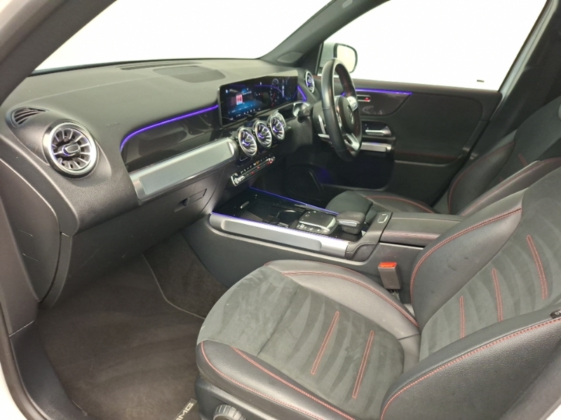 Mercedes-Benz GLB Class Glb 200 Amg Line Executive 7G-tronic White #5