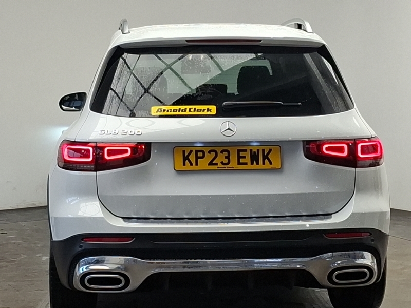Mercedes-Benz GLB Class Glb 200 Amg Line Executive 7G-tronic White #2