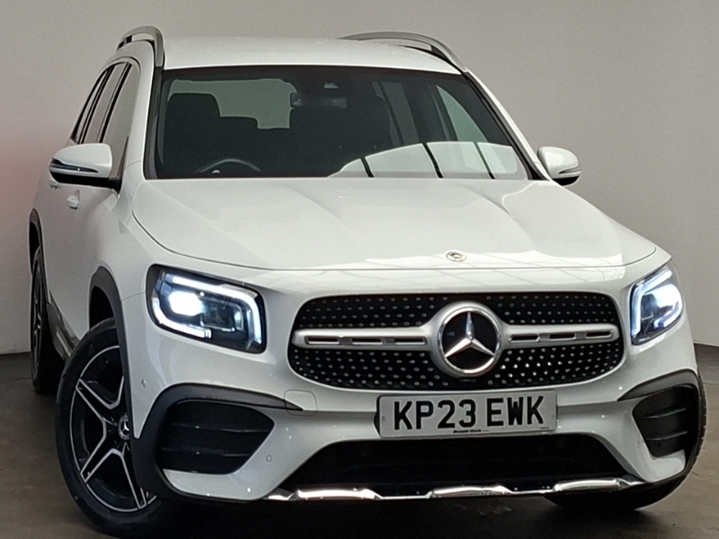 Mercedes-Benz GLB Class Glb 200 Amg Line Executive 7G-tronic White