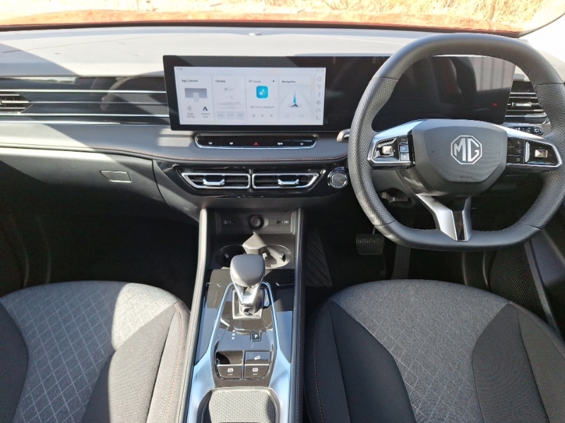 MG HS 1.5 T-gdi Hybrid Se ST26RGY Red #3