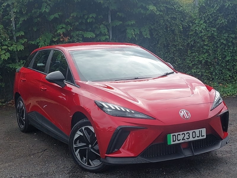 MG MG4 150Kw Se Ev Long Range 64Kwh Red