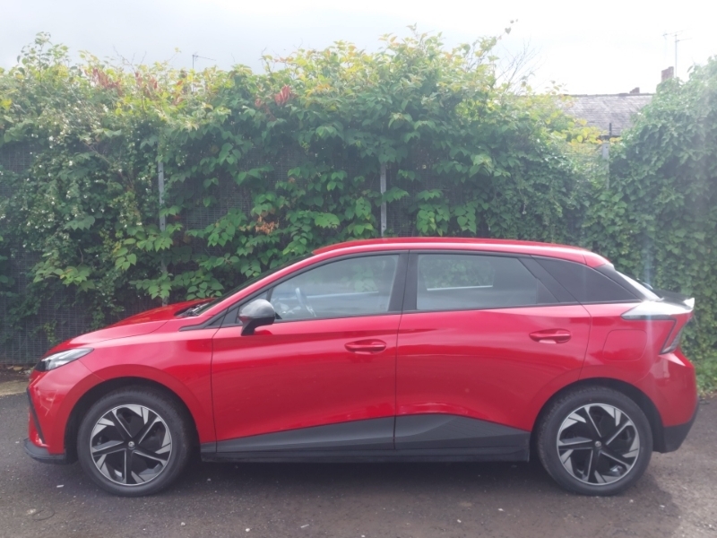 MG MG4 150Kw Se Ev Long Range 64Kwh Red #4
