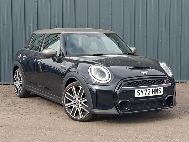 Mini Hatch 2.0 Cooper S Exclusive SY72HWS Black