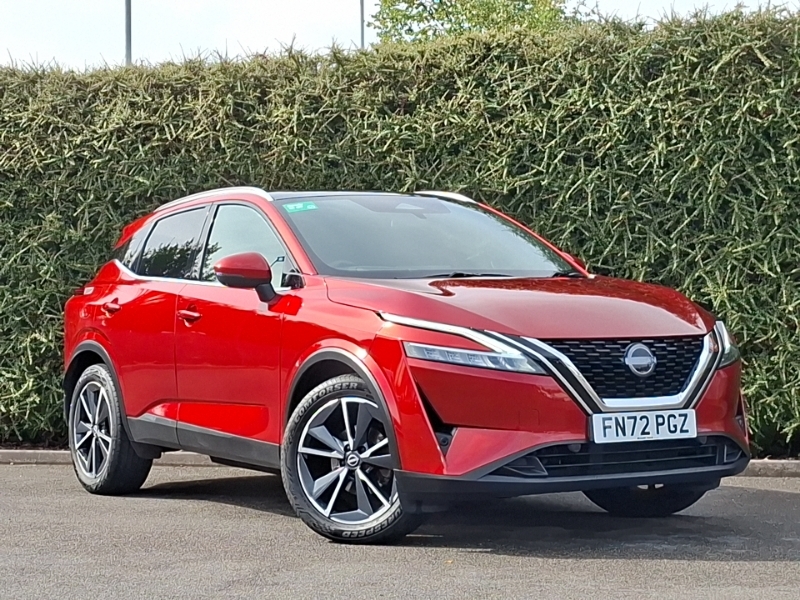 Nissan Qashqai 1.3 Dig-t Mh Tekna Red