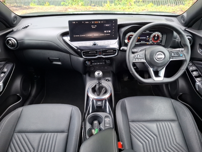 Nissan Juke 1.0 Dig-t Tekna SM25ZGW Grey #3