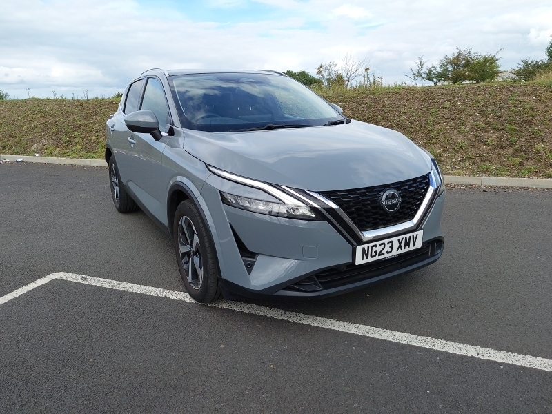 Nissan Qashqai 1.3 Dig-t Mh N-connecta Grey