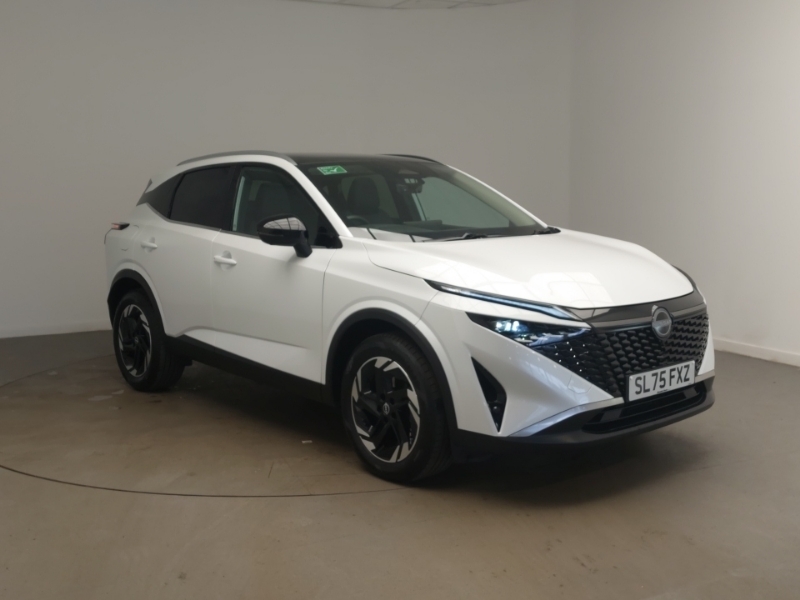 Nissan Qashqai 1.3 Dig-t Mh N-connecta White