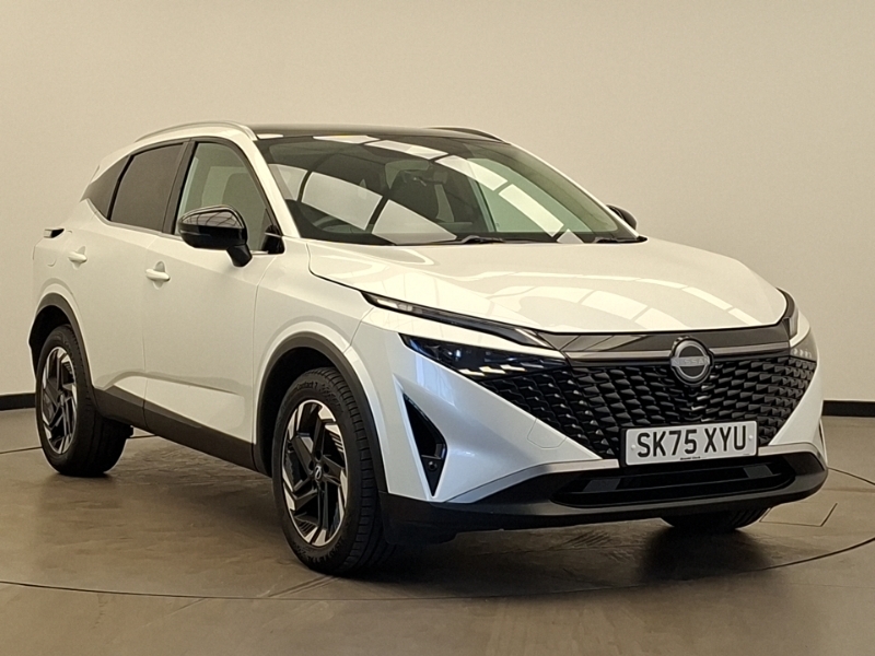Nissan Qashqai 1.3 Dig-t Mh 158 N-connecta Glass Rf Xtronic White