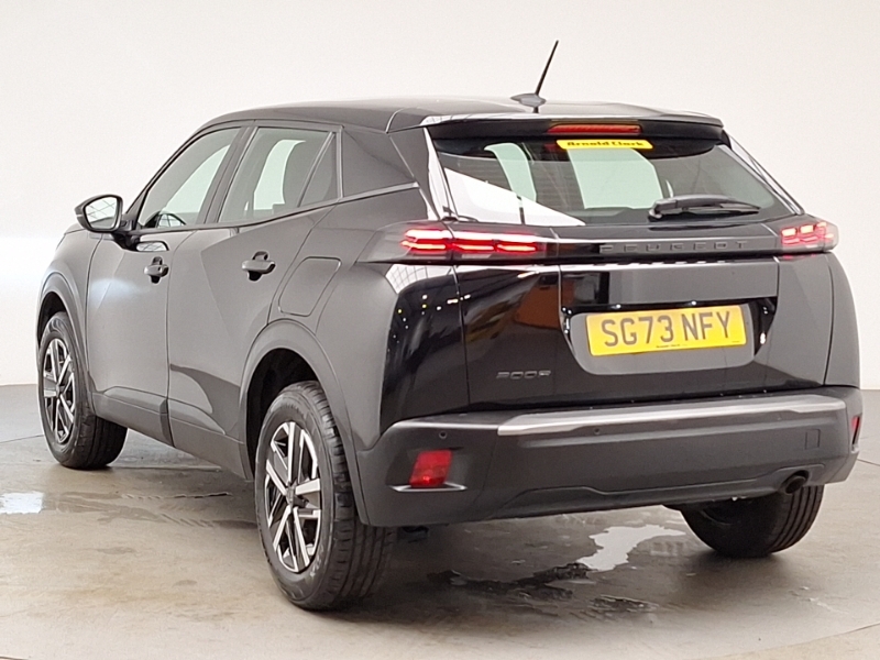 Peugeot 2008 1.2 Puretech Active SG73NFY Black #2