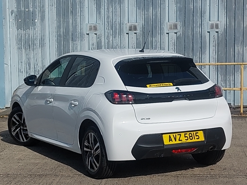 Peugeot 208 1.2 Puretech 100 Active Premium AVZ5815 White #2
