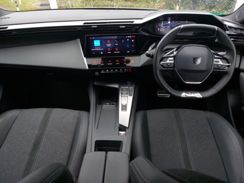 Peugeot 308 1.2 Hybrid 136 Gt E-dsc6 Grey #3