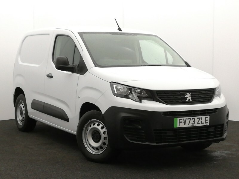 Peugeot E-Partner 800 100Kw 50Kwh Professional Premium Van White