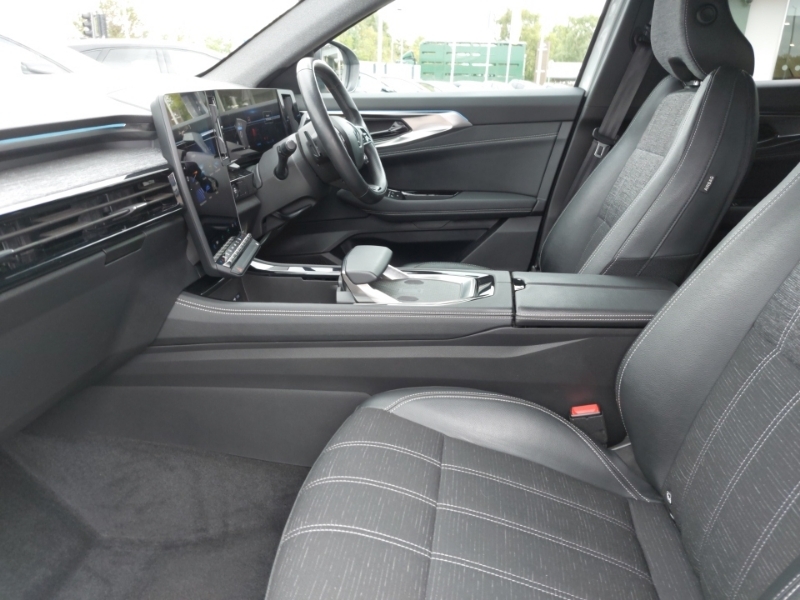 Renault Austral E-tech Full Hybrid Techno White #5