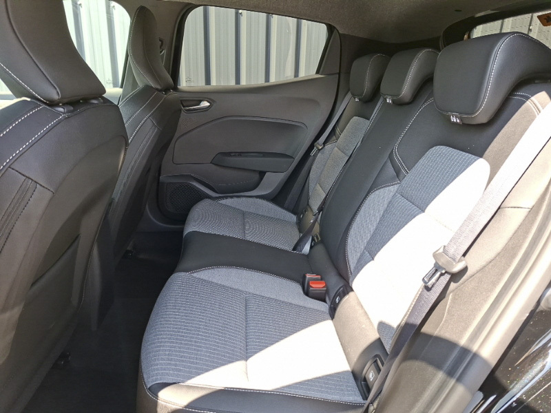 Renault Clio 1.0 Tce 90 Techno HS25PKE Black #6