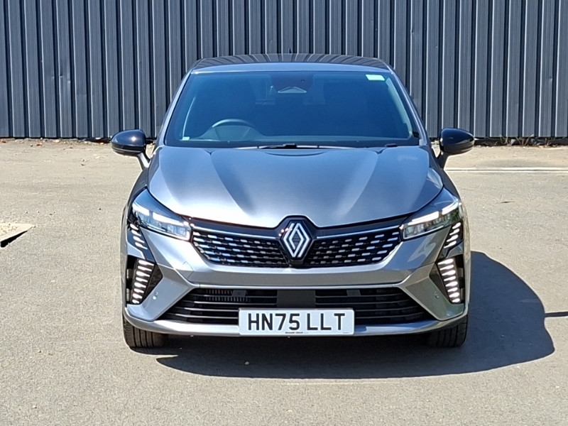 Renault Clio Hatchback Evolution  #14