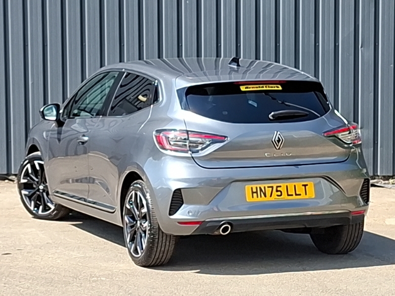 Renault Clio Hatchback Evolution  #2