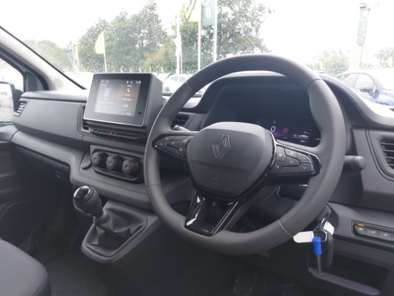 Renault Trafic Sl30 Blue Dci 130 Advance Safety Van White #3