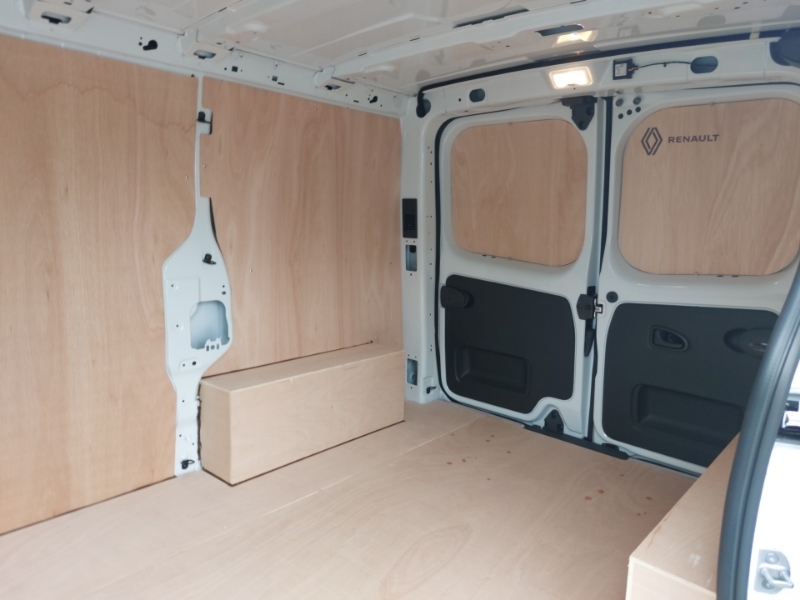 Renault Trafic Sl30 Blue Dci 130 Advance Safety Van White #6