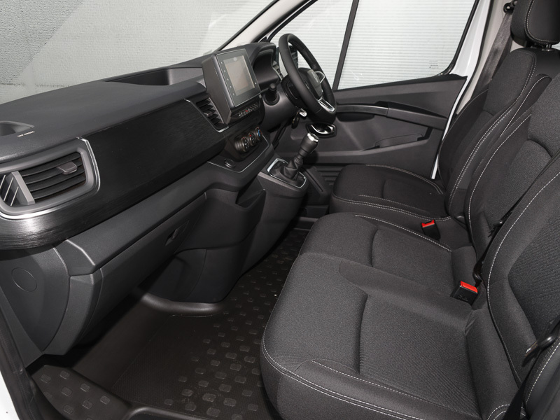 Renault Trafic Ll30 Blue Dci 150 Extra Safety Crew Van White #6