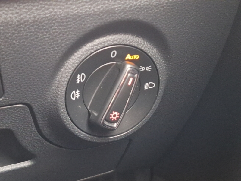Seat Arona Tdi Se Technology Lux Red #16