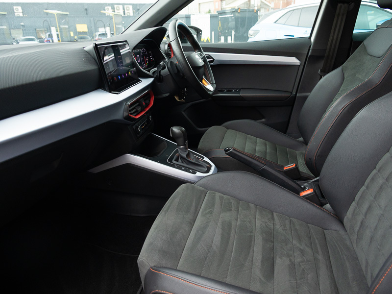 Seat Arona Hatchback Black #5
