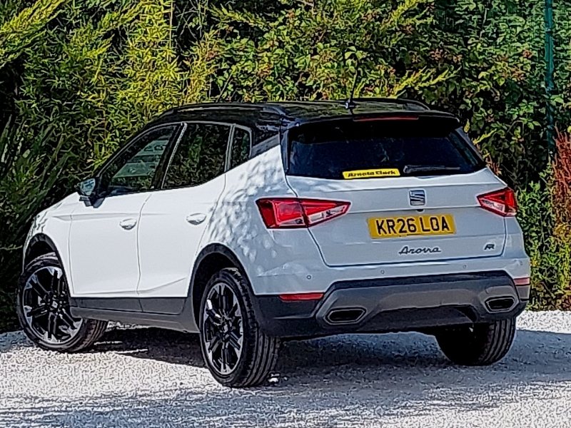 Seat Arona 1.0 Tsi 115 Fr Sport Dsg White #2
