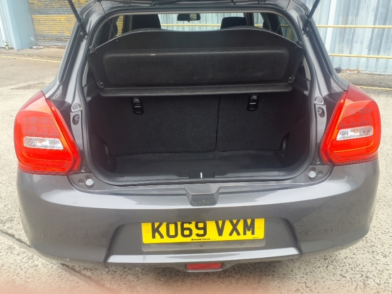 Suzuki Swift Swift Hatchback Red #18
