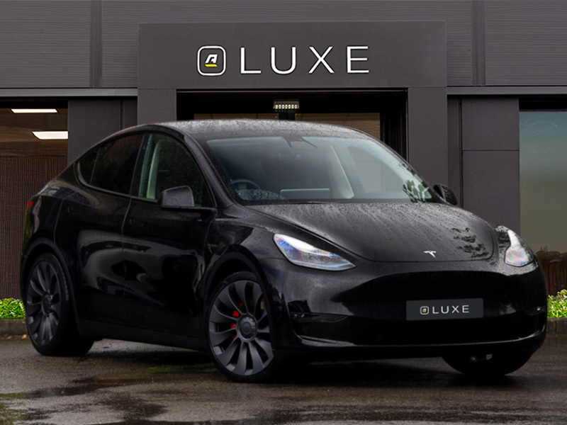 Tesla Model Y Performance Awd Black
