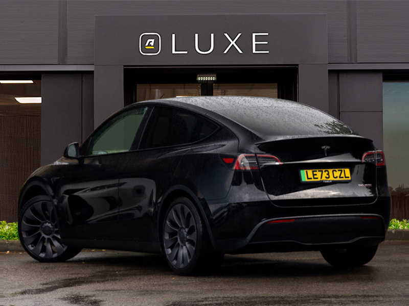Tesla Model Y Performance Awd Black #2