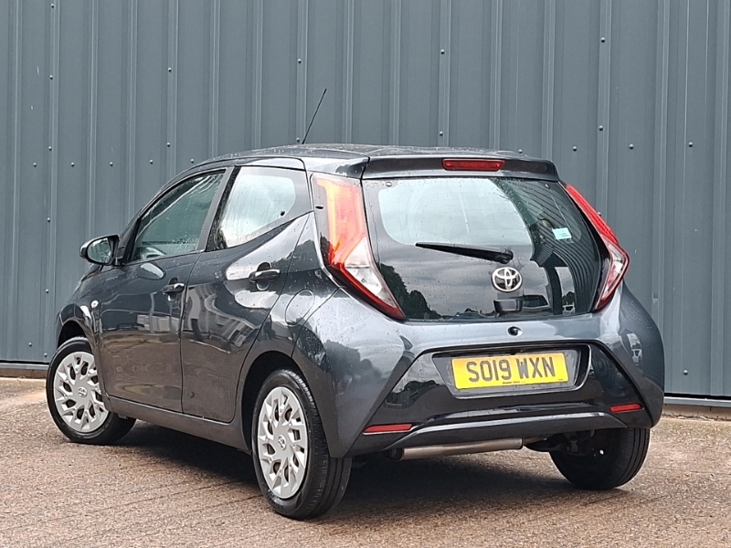 Toyota Aygo 1.0 Vvt-i X-play Grey #2