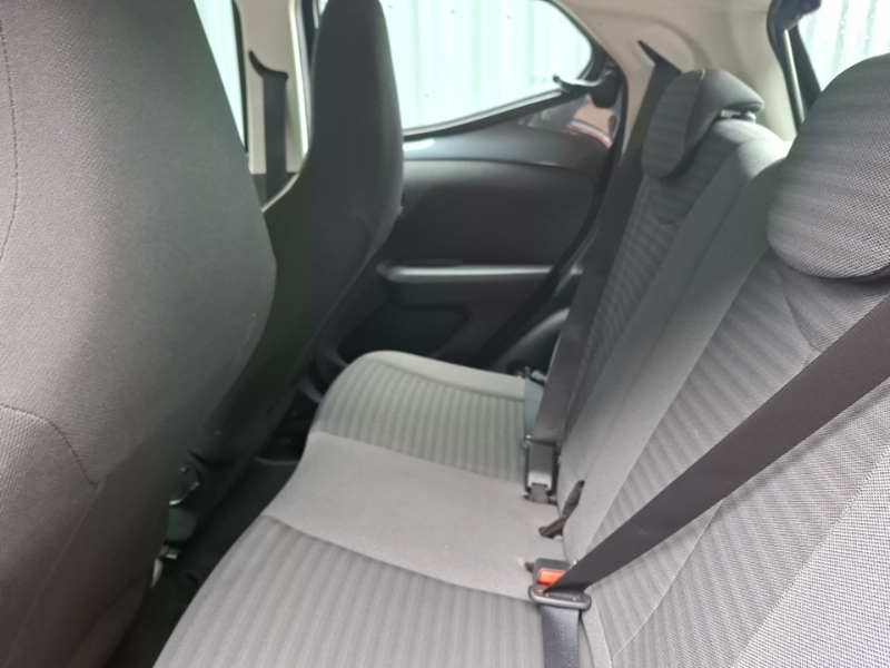 Toyota Aygo 1.0 Vvt-i X-play Grey #6