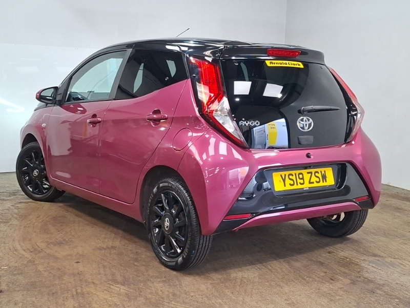 Toyota Aygo 1.0 Vvt-i X-cite 5 Purple #2