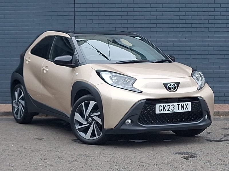 Toyota Aygo X 1.0 Vvt-i Edge Beige