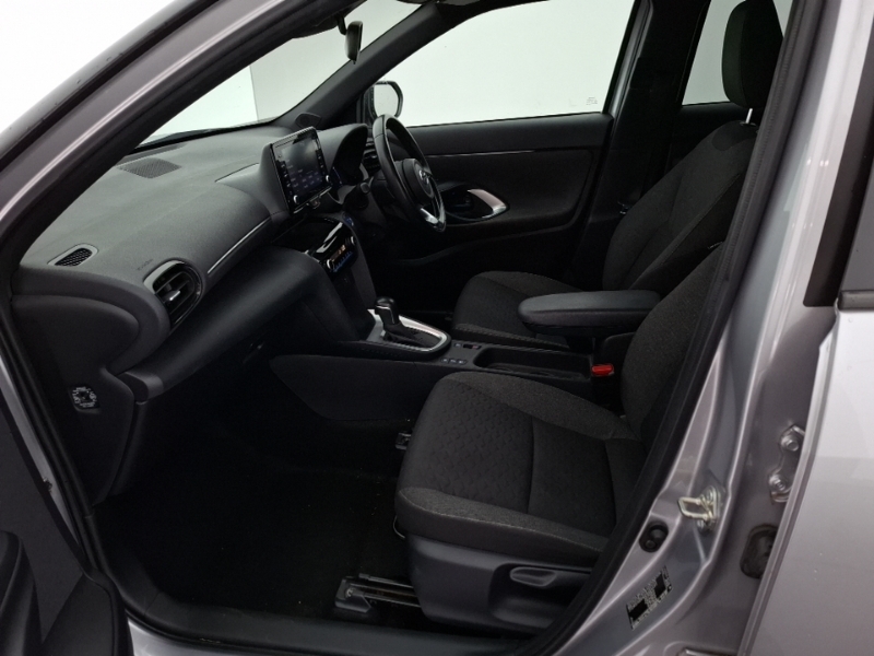 Toyota Yaris Cross 1.5 Hybrid Design Cvt Silver #5