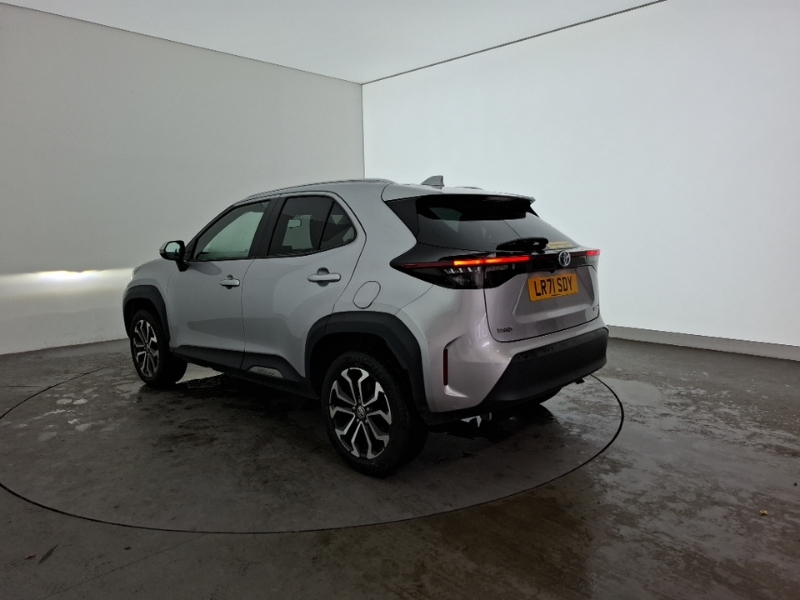 Toyota Yaris Cross 1.5 Hybrid Design Cvt Silver #2