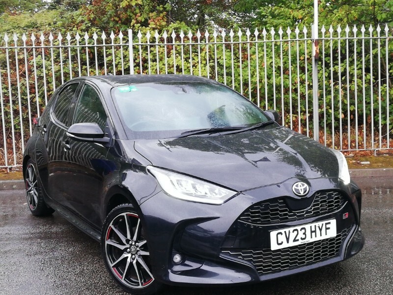 Toyota Yaris 1.5 Hybrid Gr Sport Cvt Black
