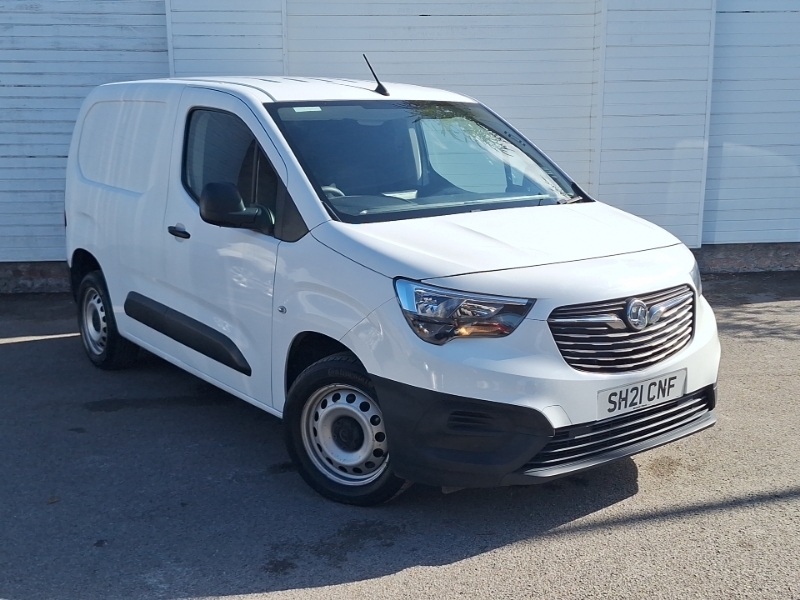 Vauxhall Combo 2300 1.5 Turbo D 100Ps H1 Dynamic Van White