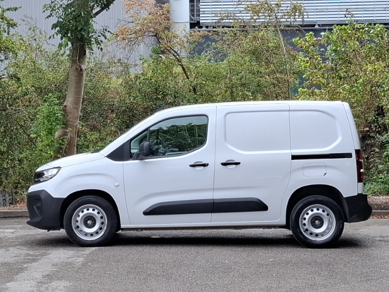 Vauxhall Combo 1.5 Turbo D 100Ps Prime H1 Van White #4