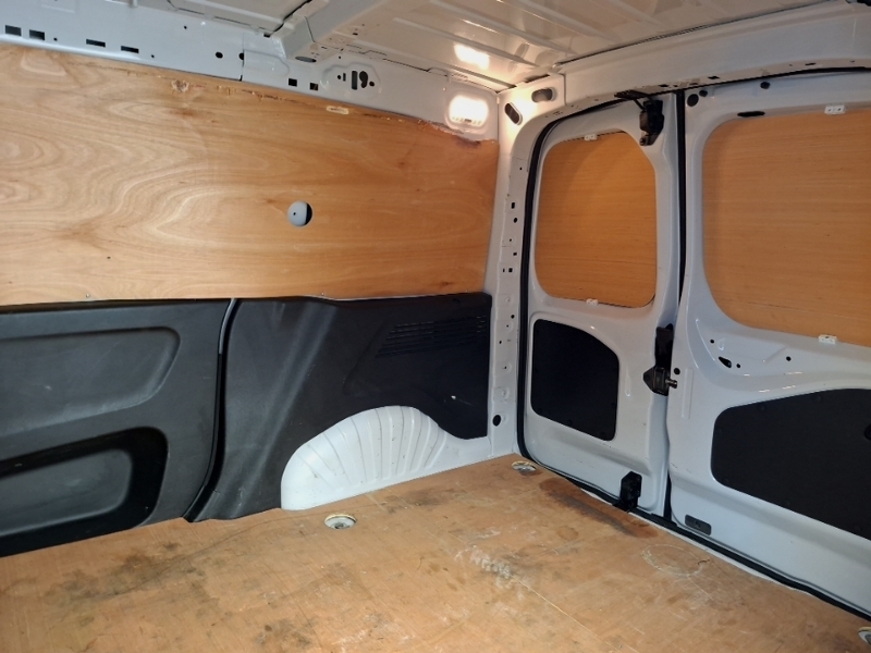 Vauxhall Combo 1.5 Turbo D 100Ps Pro H1 Van White #6