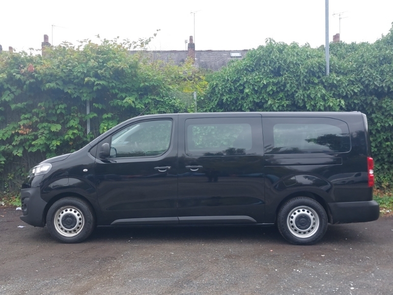 Vauxhall Vivaro 100Kw Combi L 50Kwh Black #4