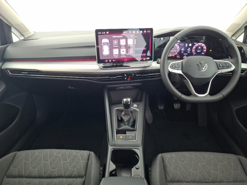 Volkswagen Golf 1.5 Tsi Match Black #3