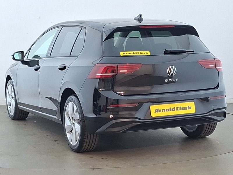 Volkswagen Golf 1.5 Tsi Match Black #2
