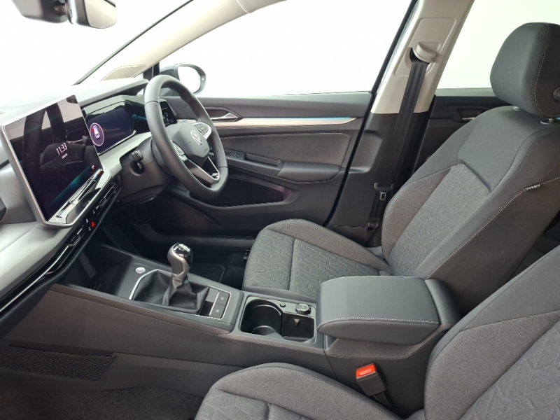 Volkswagen Golf 1.5 Tsi Match Black #5
