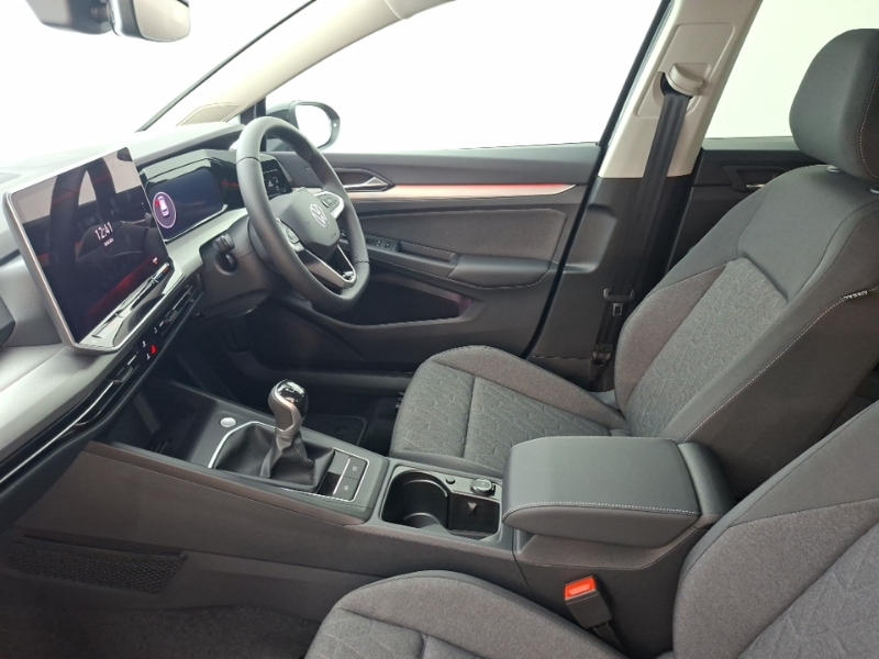 Volkswagen Golf 1.5 Tsi Match Black #5