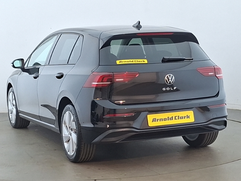 Volkswagen Golf 1.5 Tsi Match Black #2