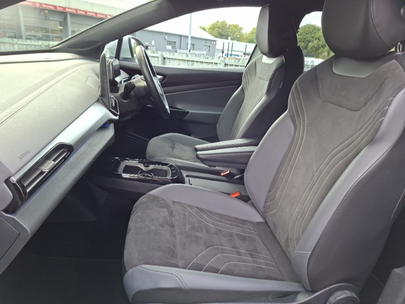 Volkswagen ID.4 210Kw Match Pro 77Kwh White #5